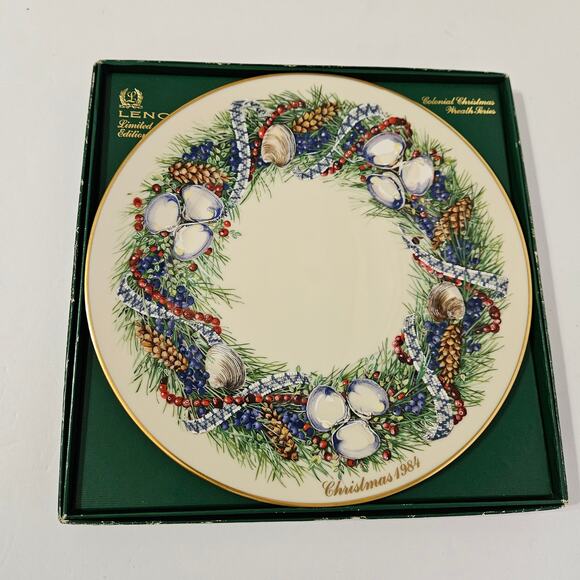Lenox Colonial Christmas Wreath Plate 1984 Limited Edition Rhode Island Blue Red - Picture 1 of 7